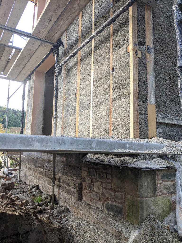 Hempcrete Construction in Australia: Thermal Performance and Carbon Sequestration Potential